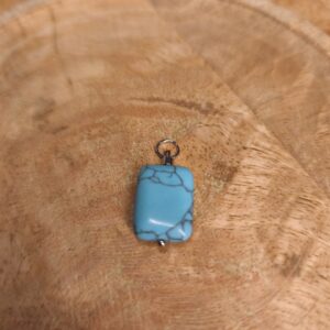 Pendentif en Turquoise – Bélière Argentée